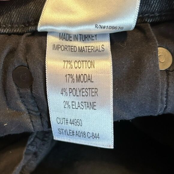 AGOLDE Sophie High Rise Distressed Skinny Crop in Temple Black, Size 28 - Picture 11 of 11